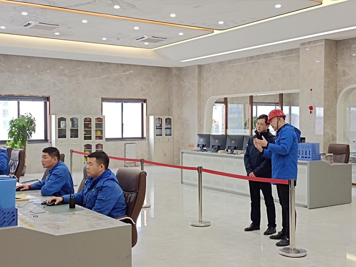 美高梅集团向导到下属项目公司开展新春慰问